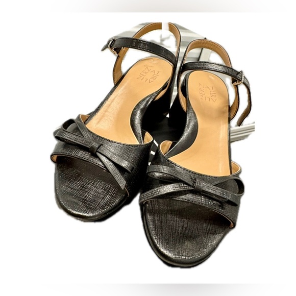 Naturalizer Deandra Black Bow Block Heeled Sandals 8 Wide - Picture 11 of 16